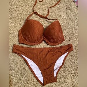 SHADE & SHORE SWIMSUIT 34 DD